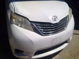 2014 TOYOTA SIENNA, WHITE, LE MODEL, 3.5L, AT, FWD,   Z25178